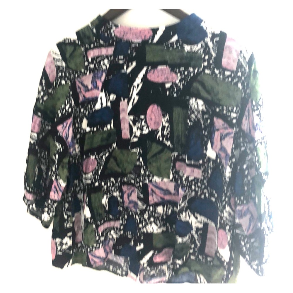 Mock Turtleneck blouse with Mod Pattern Size 10